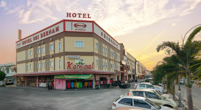 Hotel Sri Bernam, Забронировать Отель Сабак Бернам Селангор