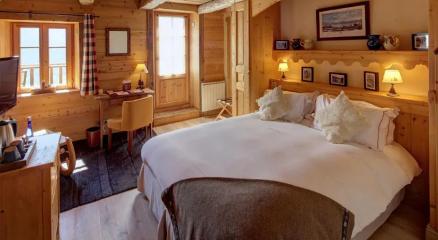 Трёхместный номер Standard с красивым видом из окна Hôtel La Ferme du Chozal, Chalet de tradition