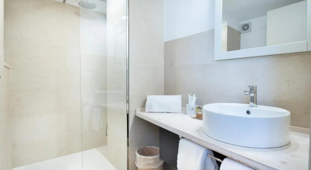 Четырёхместный номер Standard B&B Masseria Mazzetta - La Corte del Falconiere