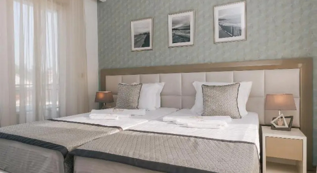 Люкс Deluxe с балконом Boutique Hotel Villa Royal