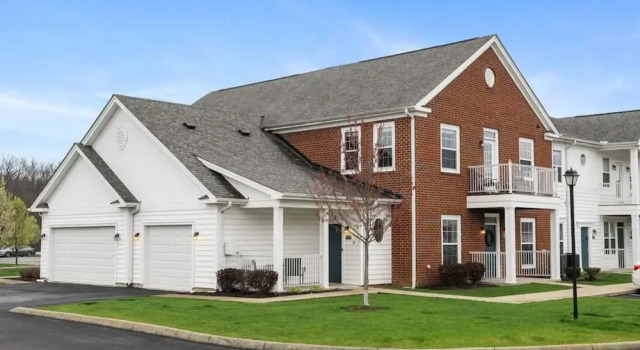 Ground Floor 2BR w Lux Amenities At Albany Glen, 予約 ホテル コロンバス Ohio