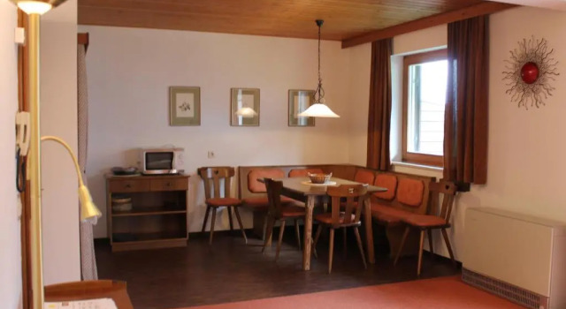 Sonne Appartements, Rezerwuj Hotel Hotele w Karyntia z parkingiem, Parking