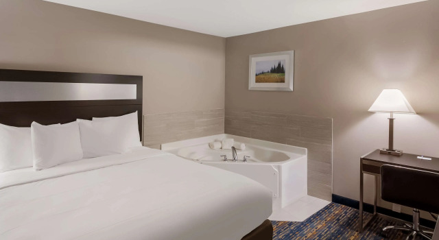 Люкс Americas Best Value Inn Farmington