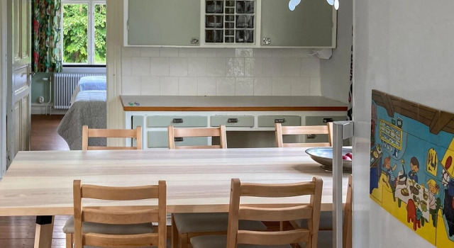Nice Home in Hamburgsund With 5 Bedrooms and Wifi, Book Hotel  