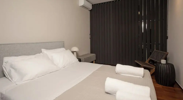 Demmi Central 2BR Designer Apt, Забронировать Апартаменты/квартира Ханья периферийная единица Ханья, рядом с Дом-музей Элефтериоса Венизелоса