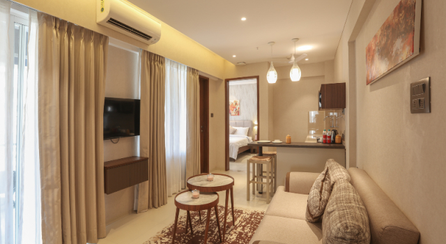 Люкс Premium с балконом AR Suites Jewels Royale - Koregaon Park NX