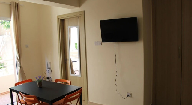 PMP Adamia 106B, Boek Hotel Peyia Paphos
