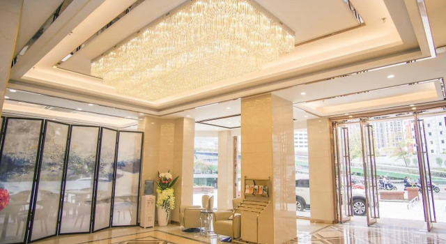 GreenTree Inn Zhongshan West District Fuhua Road Hotel, Boek Hotel Hotels in Guangdong met parkeren, Parkeren