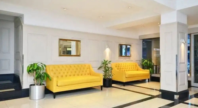 Sloane Avenue Apartments