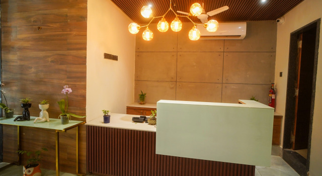 Hotel Lunar Stays