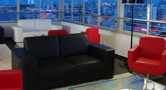 Кровать в общем номере Hotel Globo