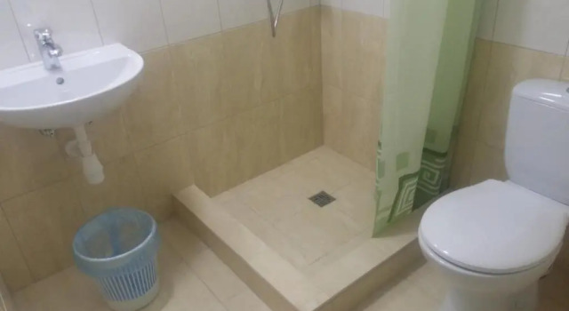 Четырёхместный номер Standard с видом на сад Luxor Inn & Suites