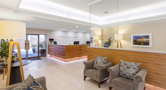 Macleay Hotel