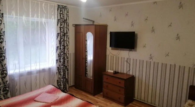 Guest House Ivanna, Prenota Affittacamere Hotel a Ivano-Frankovsk con parcheggio, Parcheggio