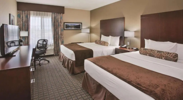 Четырёхместный номер Deluxe La Quinta by Wyndham Bellingham