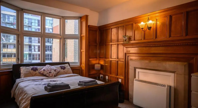 Amazing 3 Bedroom apartment in the center of Town