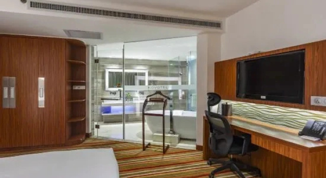 Люкс Premier Novotel Zhengzhou Convention Centre