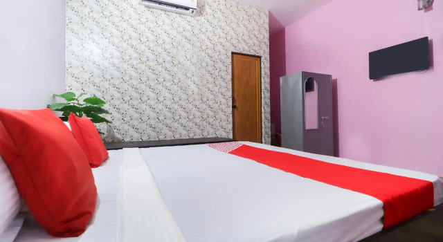 OYO 70053 Ardhya Home Stay, Varaa Hotelli Dehradun Uttarakhand