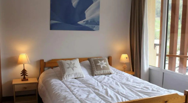 Appartement Vars, 3 pièces, 8 personnes - FR-1-330B-141