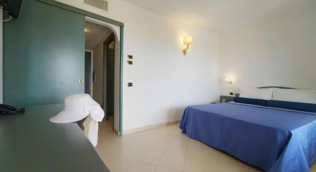 Семейный номер Standard с видом на море Hotel Scoglio Del Leone