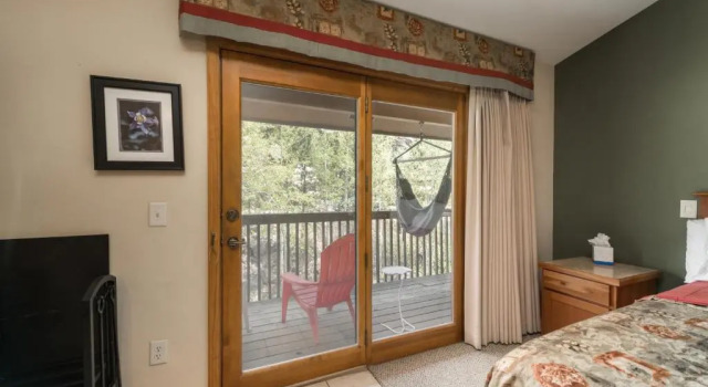 Двухместный номер Standard с балконом Ponderosa Lodge
