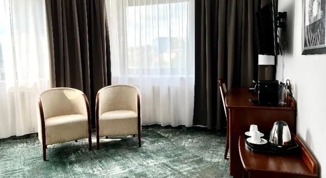 Люкс City Hotel