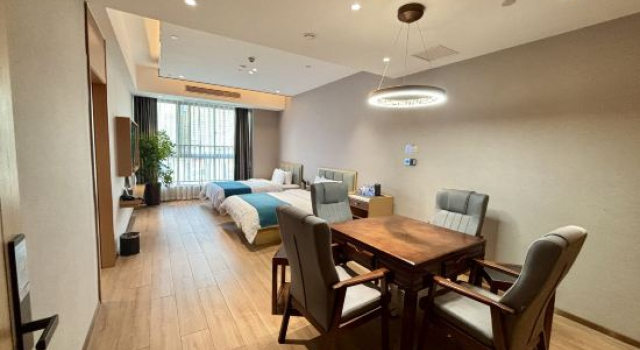 Семейный люкс Urban Garden Hotel