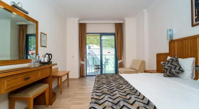 Двухместный номер Standard с балконом Belcehan Hotel
