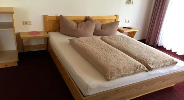 Garni Apart Wallamotta Silvretta Card Premium Betrieb, Забронировать Отель Гальтюр Ишгль-Пацнаун