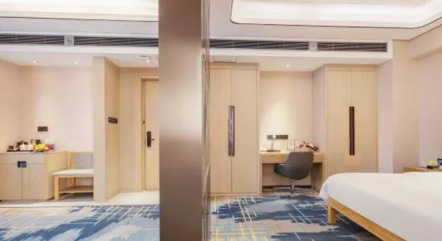 Люкс Superior Huayue Hotel