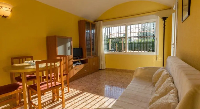 Casa familiar con piscina a 200m de la playa ham
