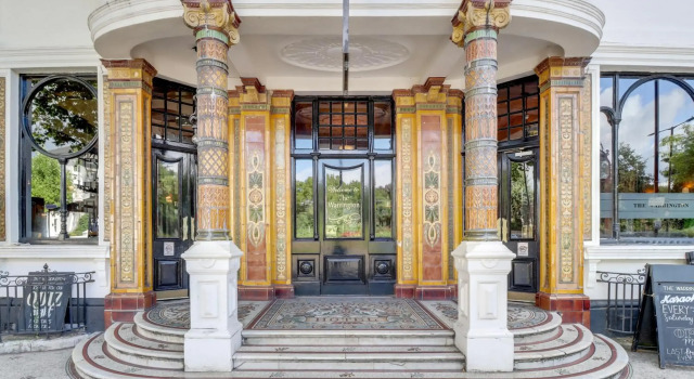 The Warrington Hotel