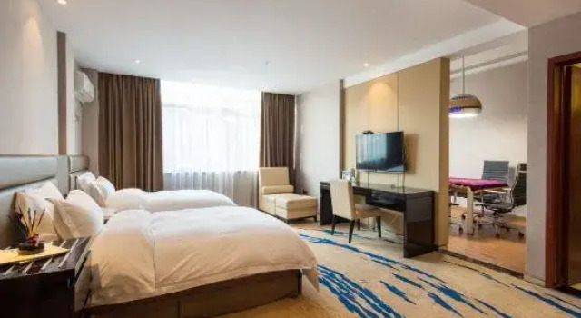 Jinhua Mantingxuan Hotel (Zhejiang Normal University), Rezerwuj Hotel Hotele w Jinhua z parkingiem, Parking