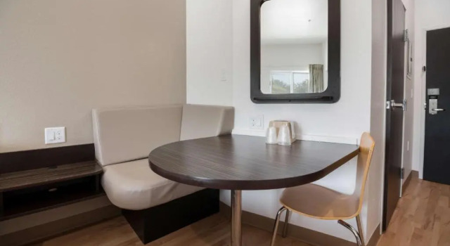 Люкс Deluxe Motel 6-Corpus Christi, TX