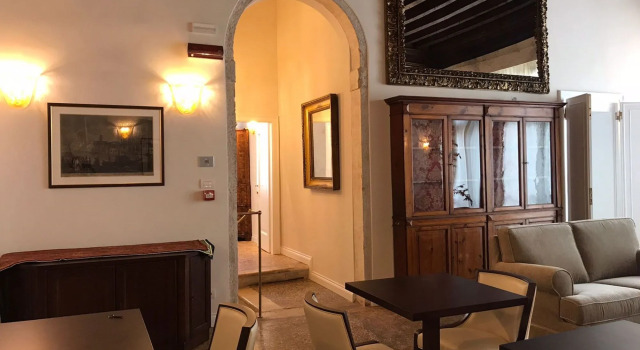 Suites alla Maddalena, Забронировать Гостевой дом Каннареджо Венеция, рядом с Театр Россини