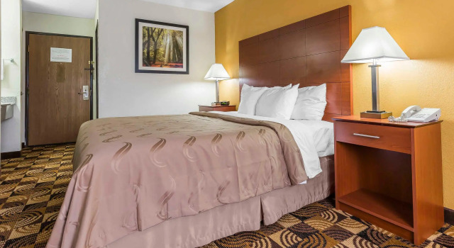 Номер Standard Quality Inn Sycamore - DeKalb