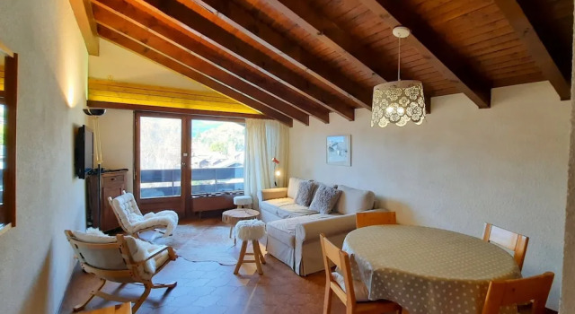 Апартаменты Charming Apartment in the Heart of Vercorin