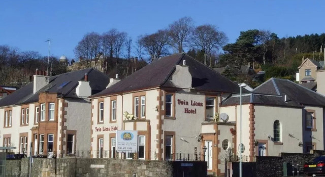 Twin Lions Hotel, Prenota Hotel Murrayfield Edimburgo