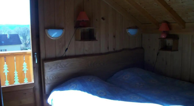 CHALET du DROPT, Book Chalet Villaer i Vosges, Villa