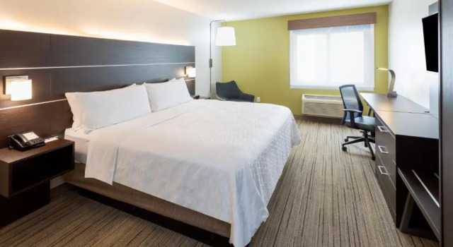 Номер Standard Holiday Inn Express Hotel & Suites Minneapolis-Downtown Convention Center by IHG