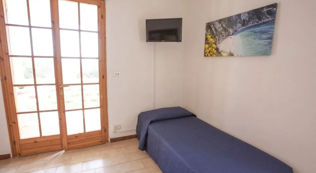 Residence Villa Conti, Book Villa Sommerhuse i Capoliveri, Hytte