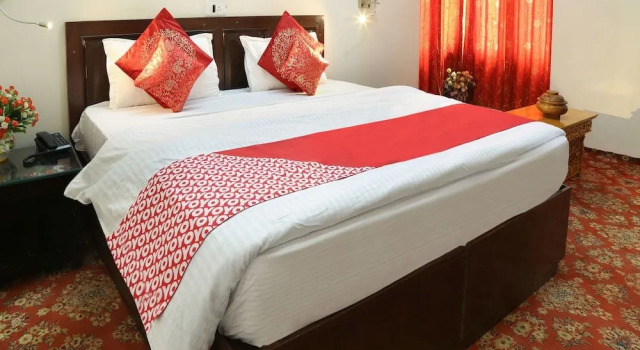 OYO 13223 Hotel Tak, Забронировать Отель Лех 