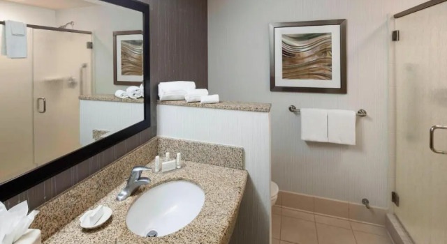 Номер Standard Courtyard by Marriott Phoenix West/Avondale