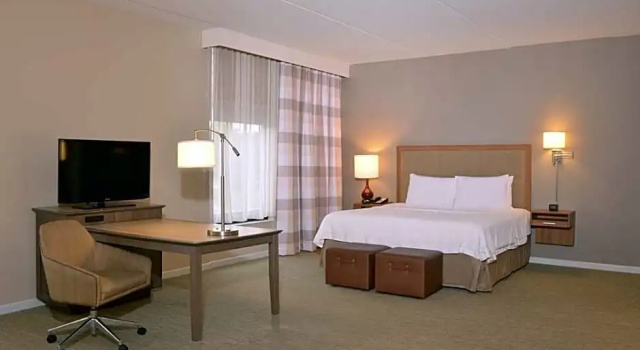Run Of House Hampton Inn Springfield-Southeast