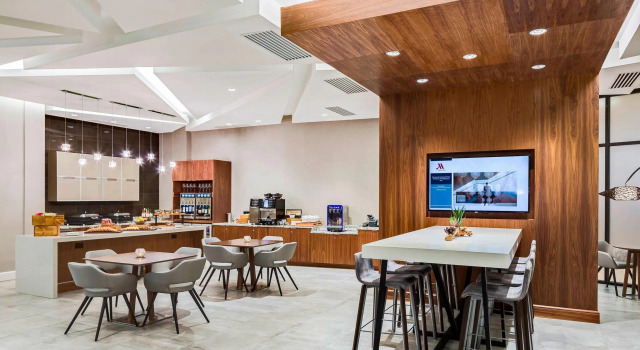 Клубный люкс Executive c 1 комнатой North Charleston Marriott