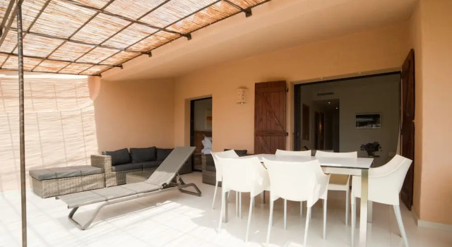 Вилла Premium Domaine Santa Giulia Palace