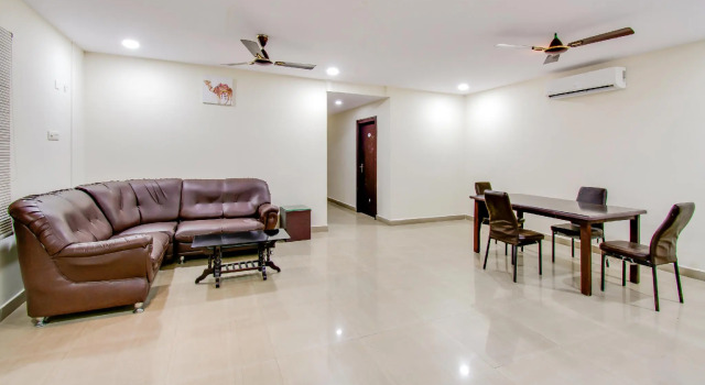OYO 72156 Akshaya Inn