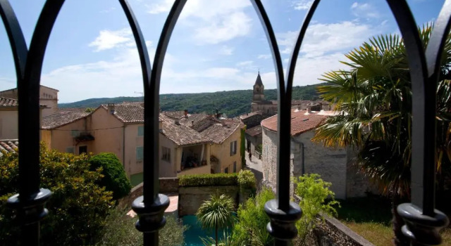 Suite Le Castellas Hotel & SPA - PONT DU GARD - UZES