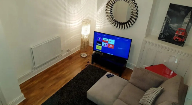 Hinde Holiday Home