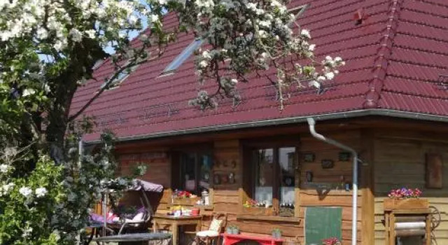 DOM GOŚCINNY PTASZARNIA, Buchen Sie Hotel Hotels in Westpommern mit Parkplatz, Parkplätze